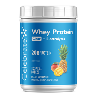 Celebrate Whey Proteína recipiente com rótulo azul e ilustração de ananás sobre fundo branco